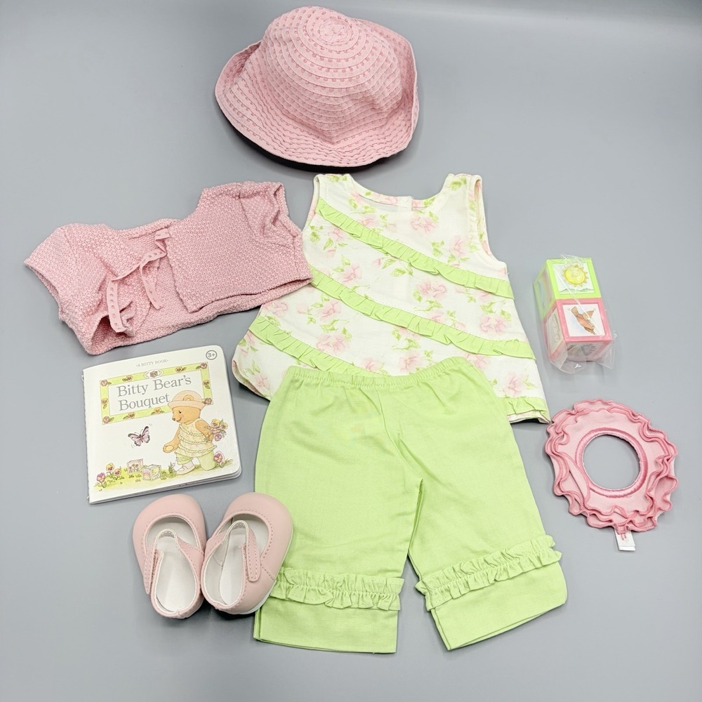 American Girl Doll Bitty Baby Fresh Flowers Set Clothes & Toys Excellent